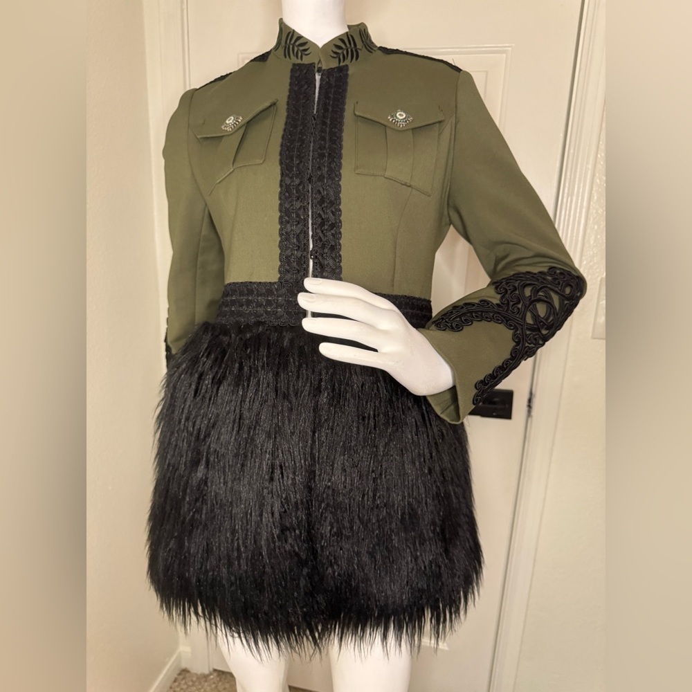 The Extreme collection RARE military Green
Black fur jacket size 38 Unique.